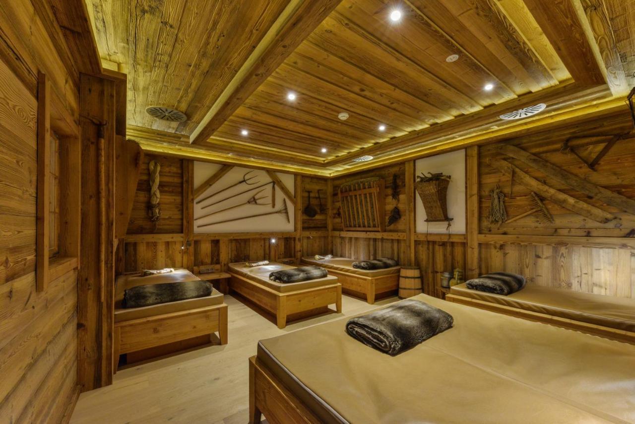 Lech Hotel apartamentowy 4*