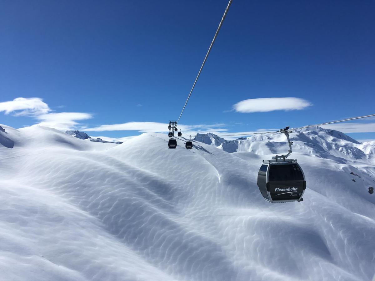 Hotel apartamentowy Lech 4*