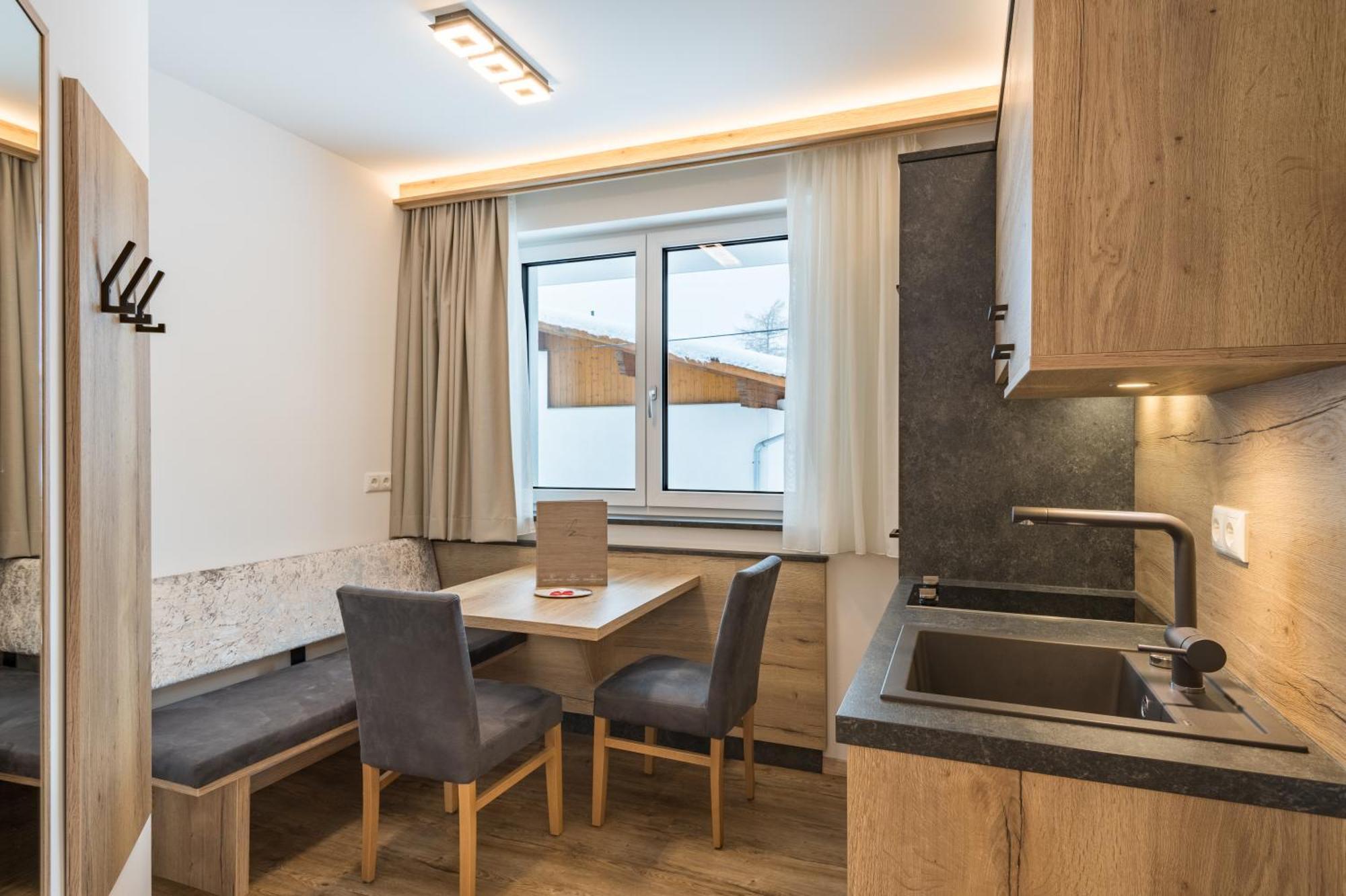 Lech Hotel apartamentowy Holzgau